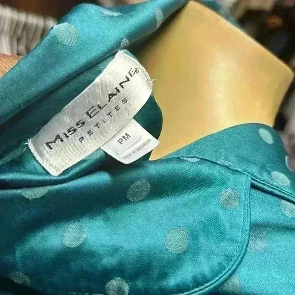 Miss Elaine women’s brushed back satin 2 piece pajama set size PM - Picture 9 of 10